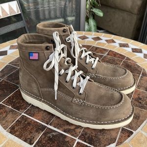 Womens Danner Bull Run Lux Moc Toe Boots, size 8